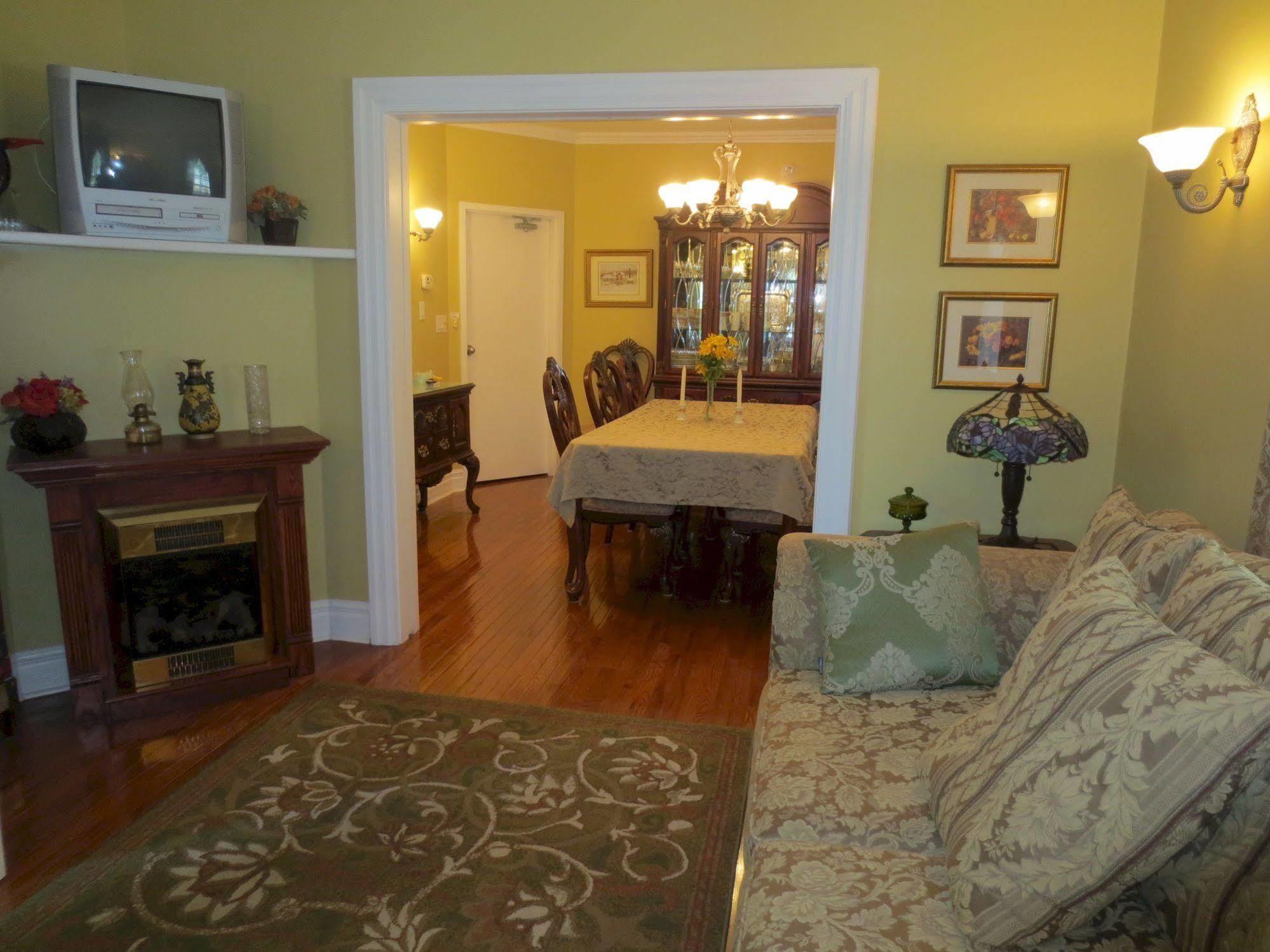 Accommodations Niagara Bed & Breakfast Kültér fotó